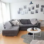 Central London 3 Bed Flat With A View