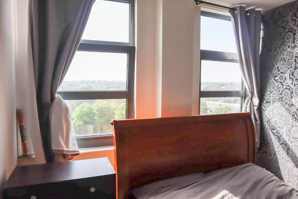 3 Bed Flat With A View Apartment