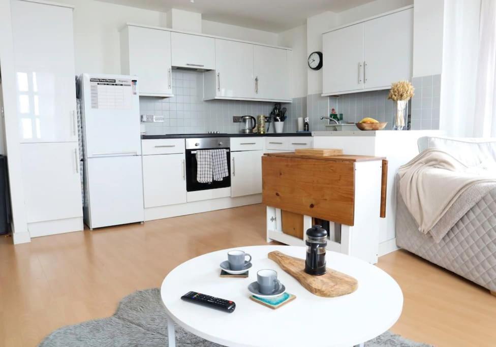 Appartamento 3 Bed Flat With A View Londra