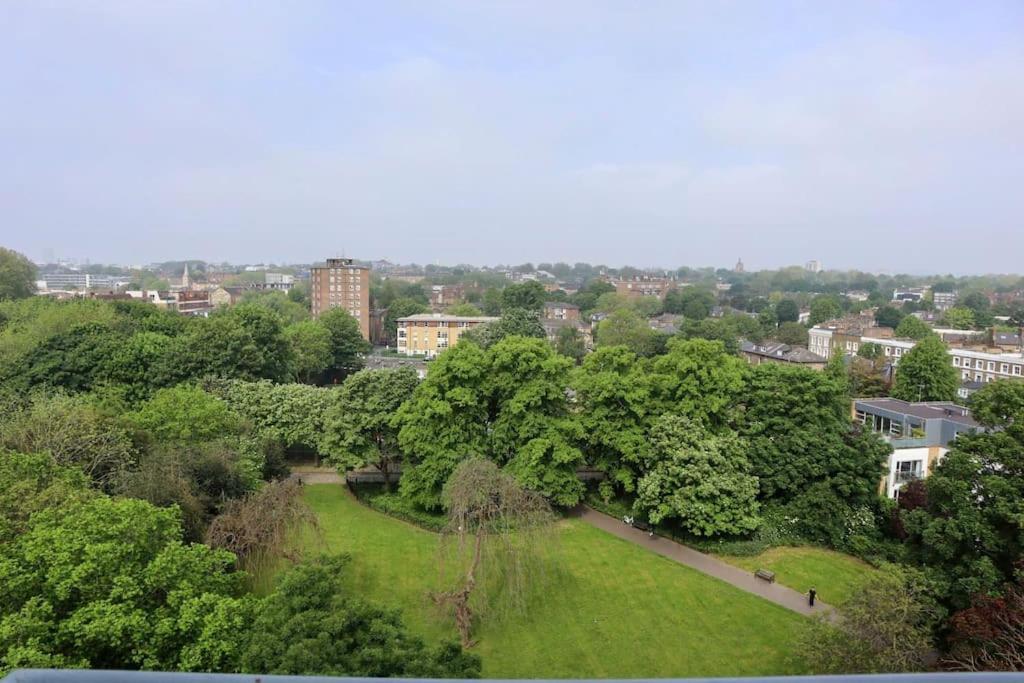 3 Bed Flat With A View *